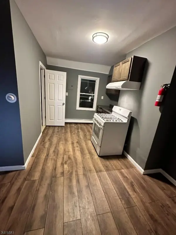 146 20Th Ave, Paterson City, NJ 07501