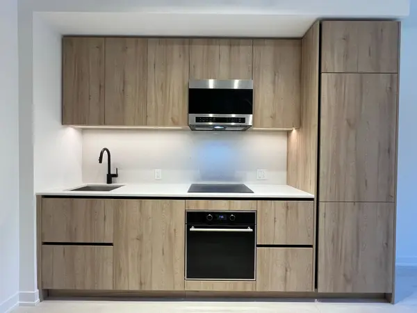 119 Broadway AVE, Toronto C10, ON M4P 0E7