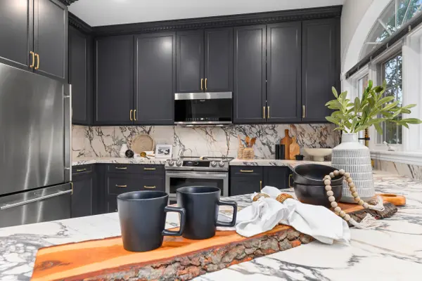 443 Delaney DR, Ajax, ON L1T 3Y6