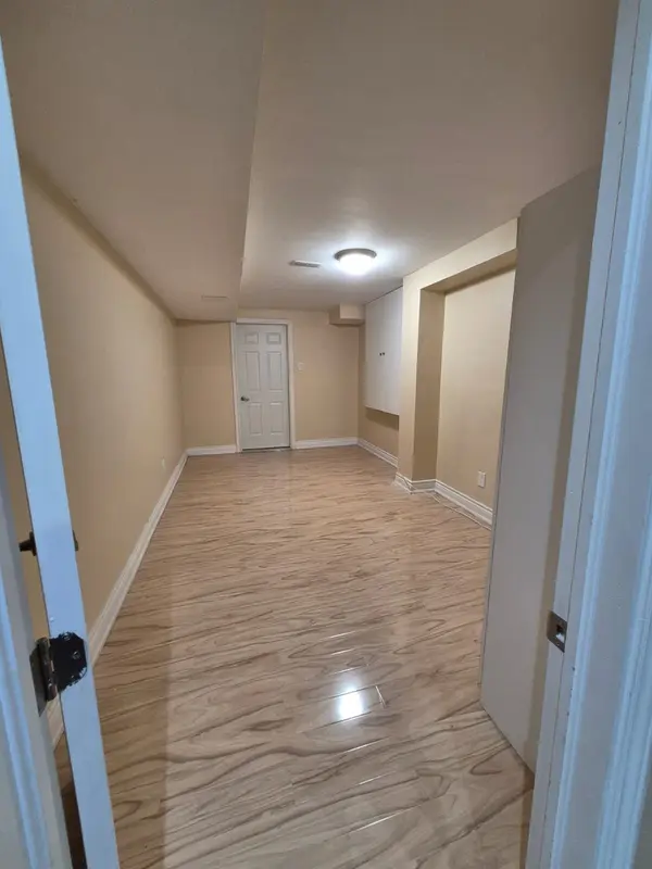 63 Beverton CRES #Basement, Ajax, ON L1T 0L7