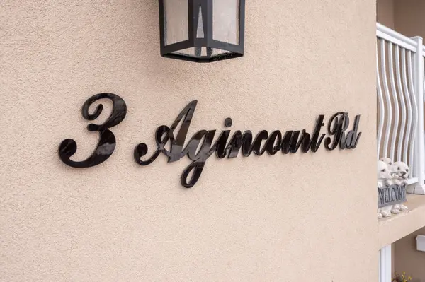 3 Agincourt RD, Vaughan, ON L4L 2Z7