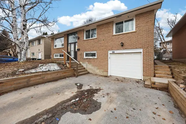 158 CUNDLES RD E, Barrie, ON L4M 2Z9