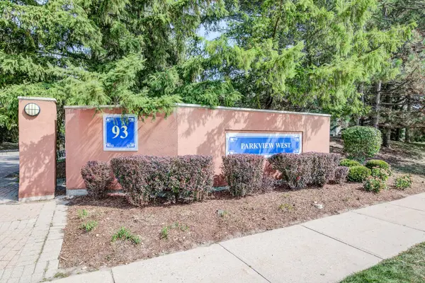 93 Westwood RD #206, Guelph, ON N1H 7J7