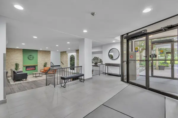 93 Westwood RD #206, Guelph, ON N1H 7J7