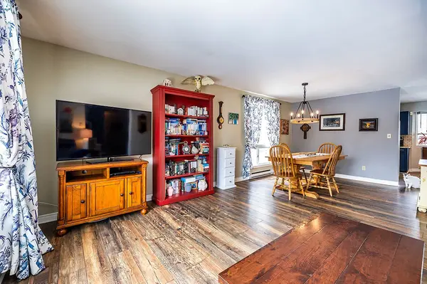 8 Brintnell BLVD, Brighton, ON K0K 1H0