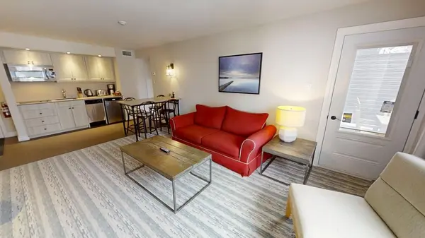 1235 Deerhurst DR #52-305, Huntsville, ON P1H 2E8