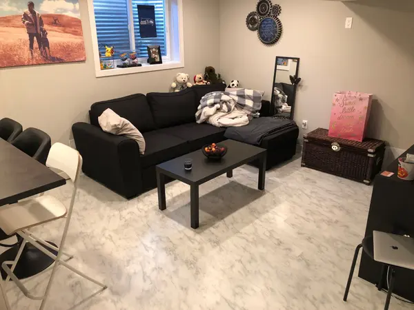 1180 Southwood DR ##B, Parkway Park - Queensway Terrace S And Area, ON K2C 3C3