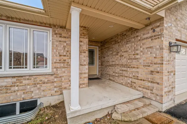 401 Carling TER, North Huron, ON N0G 2W0