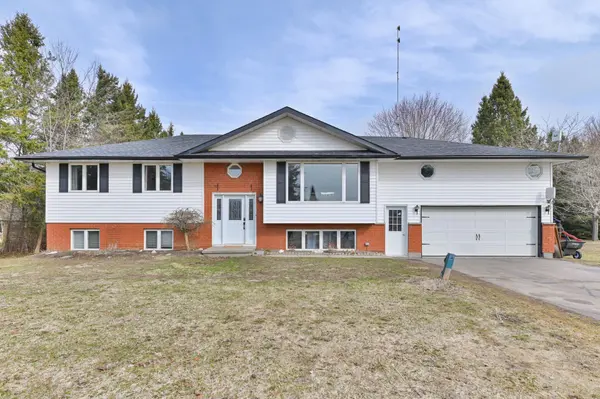 1316 County Road 64 RD, Quinte West, ON K0K 1L0