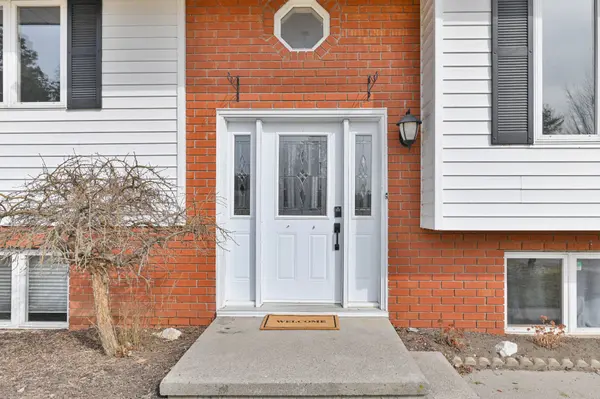 1316 County Road 64 RD, Quinte West, ON K0K 1L0