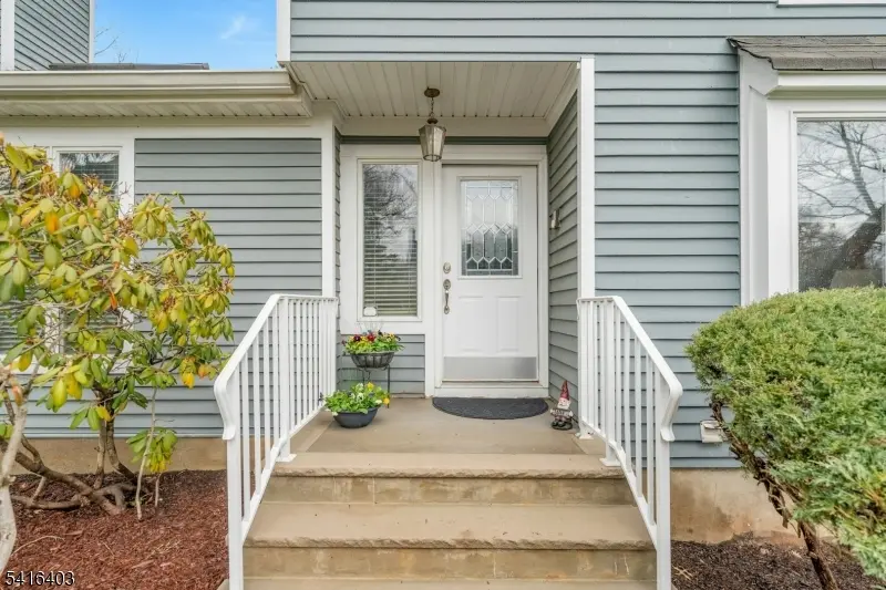 7 Meadow View Lane Ondo, Berkeley Heights Twp., NJ 07922