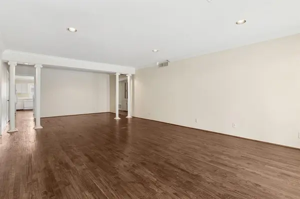 6367 Diamond Head Circle #D, Dallas, TX 75225