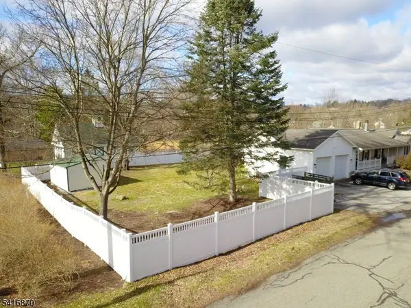 10 Second St, Branchville Boro, NJ 07826