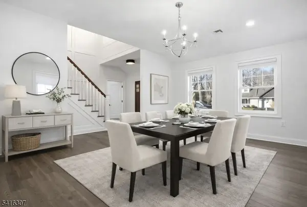 44 Manor Rd, Livingston Twp., NJ 07039