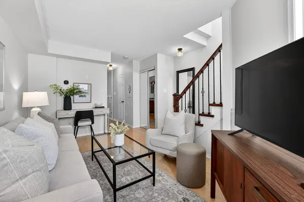 10 Merchant LN #149, Toronto C01, ON M6P 4J6