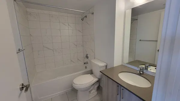 1435 Celebration DR #1101, Pickering, ON L1W 0C4