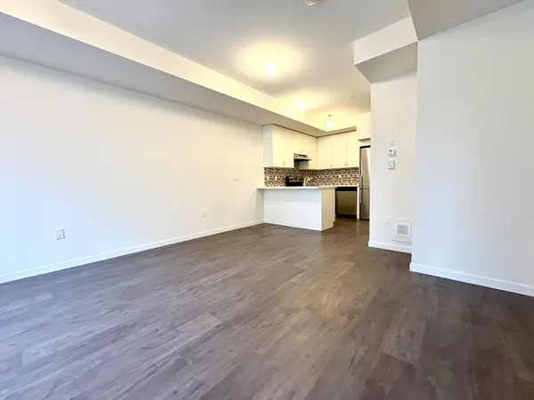 400 Alex Gardner CIR #83, Aurora, ON L4G 3G5