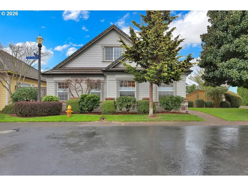 3335 LAKE GLENN DR, Eugene, OR 97408