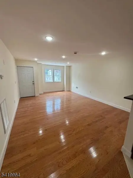 231 Rhode Island Ave, East Orange City, NJ 07018