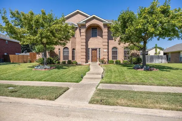 4113 Bluffpoint Road, Rowlett, TX 75088