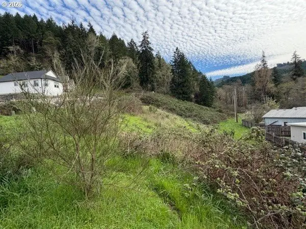 1027 FOREST HEIGHTS ST #19-21, Sutherlin, OR 97479