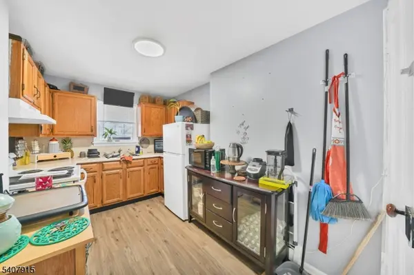 137 Belvidere Ave, Washington Boro, NJ 07882