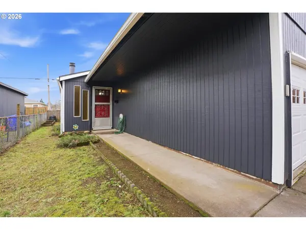 3537 SE 64TH AVE, Portland, OR 97206