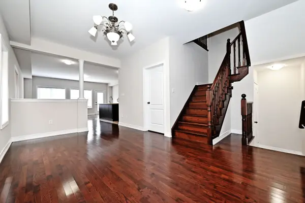 110 Southdown AVE, Vaughan, ON L6A 4N3