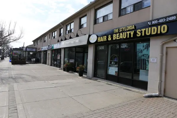 328 Kerr ST, Oakville, ON L6K 3B5