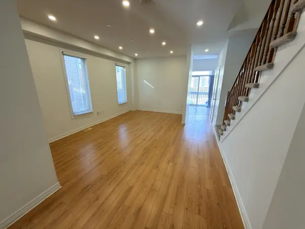 38 Silent Pond CRES, Brampton, ON L6V 4R6