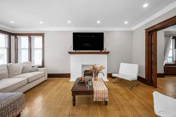 77 Proctor BLVD, Hamilton, ON L8M 2M5