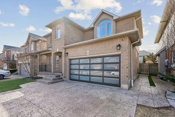 202 Braithwaite AVE, Hamilton, ON L9G 5A6