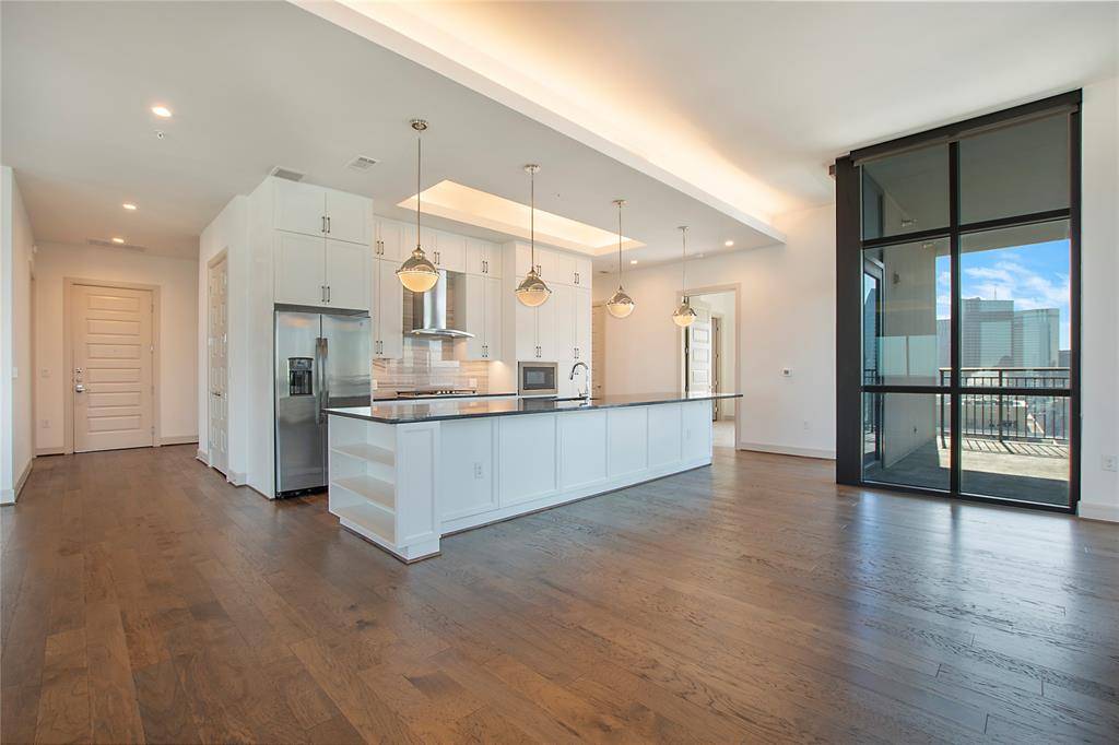 2323 N Akard Street #3008, Dallas, TX 75204