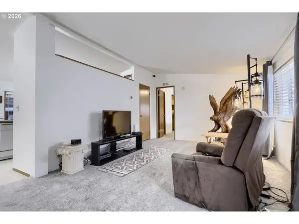 20248 HIGHWAY 213 #52, Oregon City, OR 97045