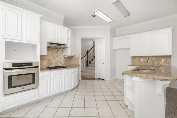 906 Beau Drive, Coppell, TX 75019