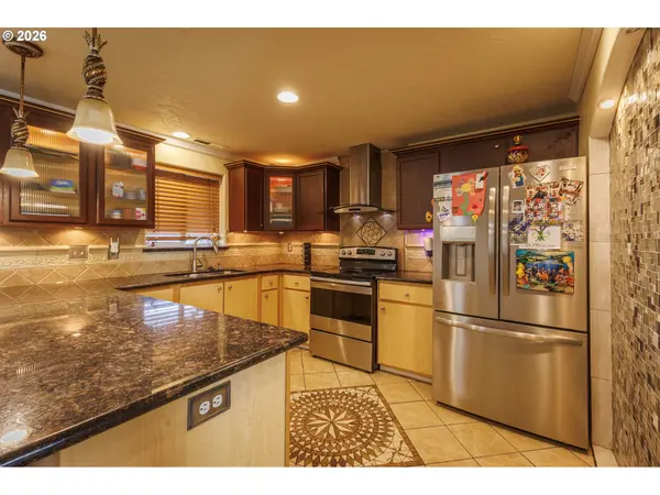 3047 NE LEAH ST, Salem, OR 97305