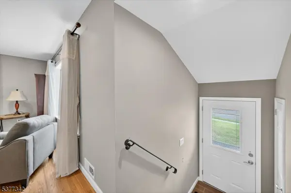 7 Faber Pl, Nutley Twp., NJ 07110