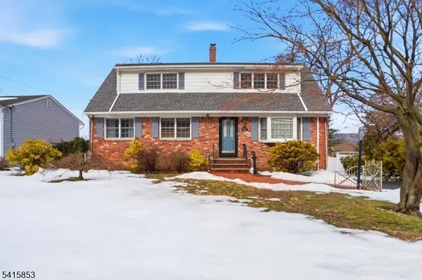 36 Page Dr, Oakland Boro, NJ 07436