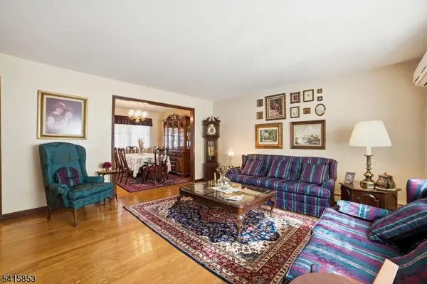 36 Page Dr, Oakland Boro, NJ 07436