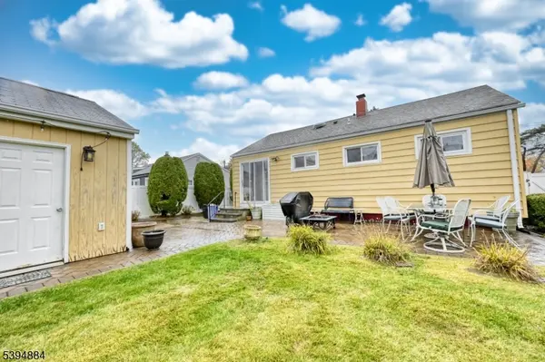 3313 Banta Rd, South Plainfield Boro, NJ 07080