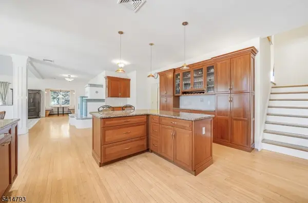 5 High Mountain Drive, Montville Twp., NJ 07045