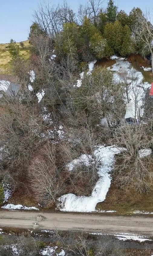 42 Treetops LN, Front Of Yonge, ON K0E 1R0