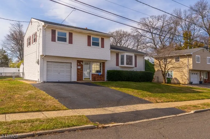 4 Estok Rd, Edison Twp., NJ 08817