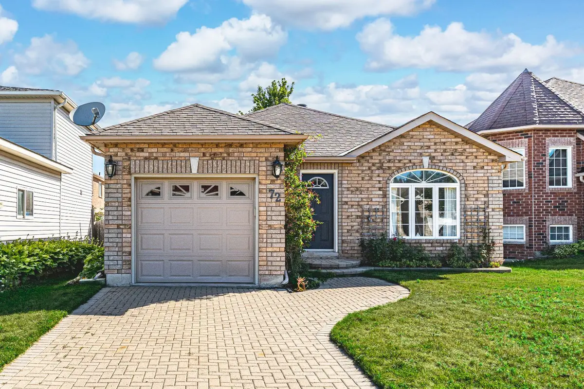 72 Stanley ST, Barrie, ON L4M 6V5