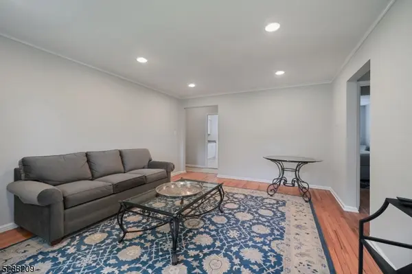 349 Bloomfield Ave, UNIT 60 #60, Verona Twp., NJ 07044