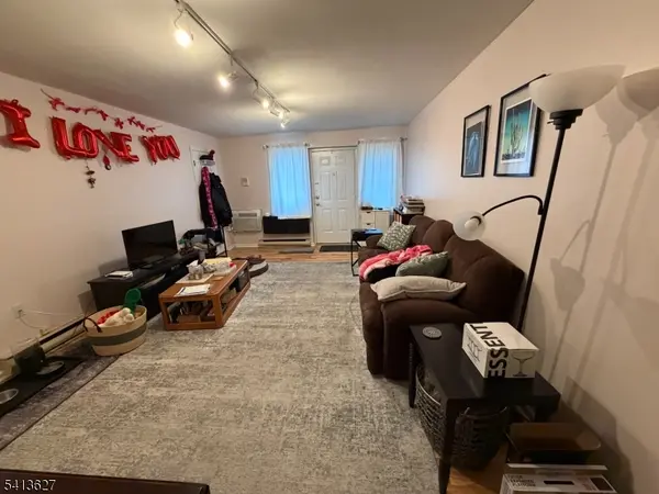 520 Turnpike C111, Pequannock Twp., NJ 07444