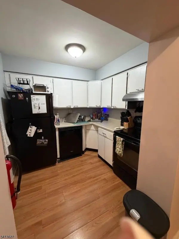 520 Turnpike C111, Pequannock Twp., NJ 07444