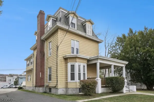 24 Franklin Pl, Summit City, NJ 07901