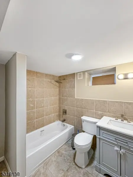 319 14Th Ave, Newark City, NJ 07103