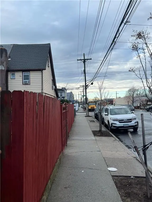 1511 East 51st ST, Brooklyn, NY 11234